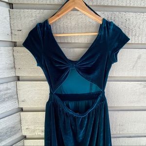 kimchi blue | velvet emerald green cut-out dress